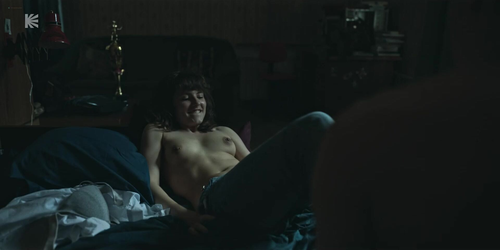 Сексуальная актриса Анна Завтур сцены из фильмов