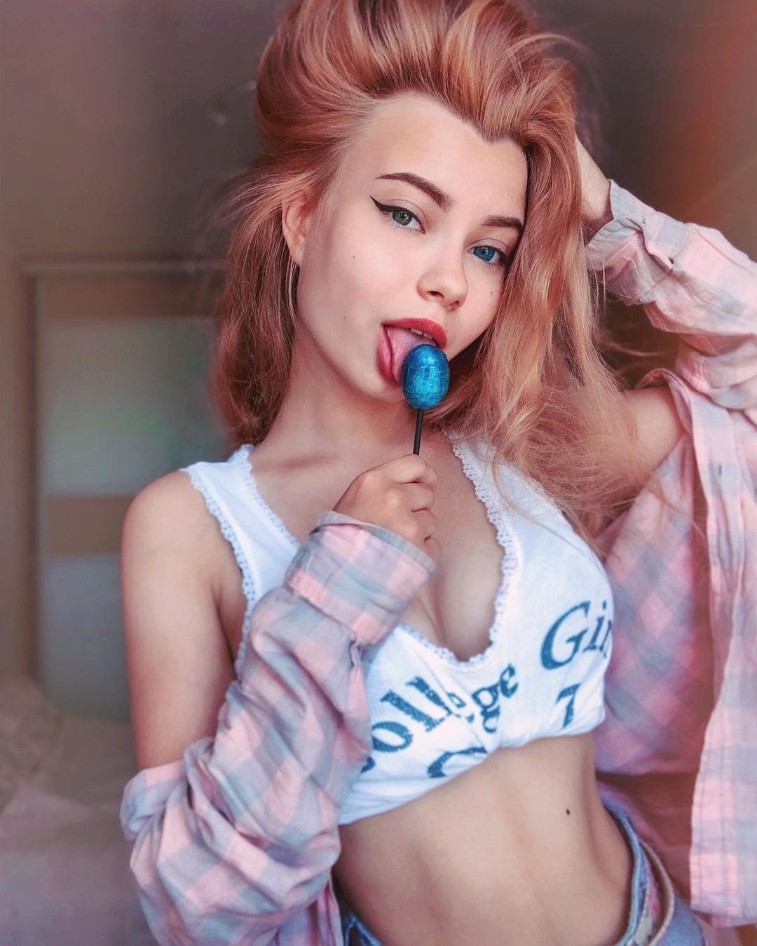 Арина Снежко окидоки с