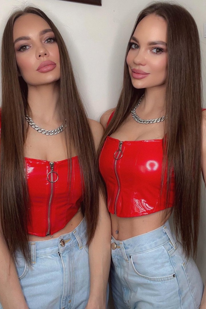 DJ Twins слив горячих фото близняшек