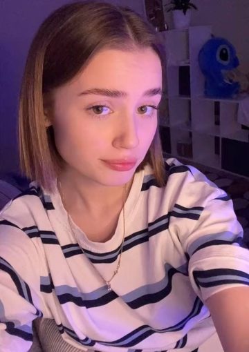 Chapaeva слив фото. Голая Чапайка тиктокерша