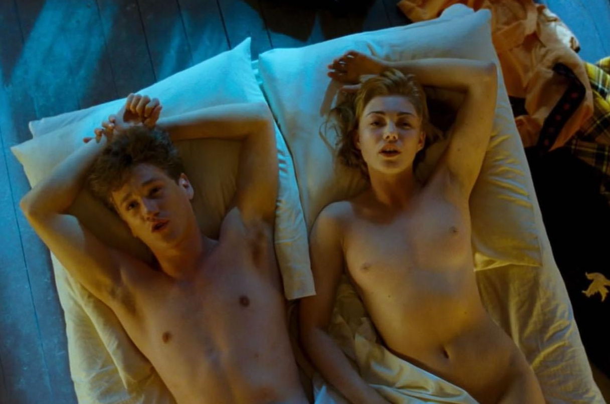 Голая Оксана Акиньшина кадры фильмов