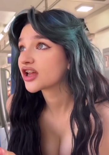 Лиза Анохина секс фото видео 18+ Лиза Анохина секс фото видео 18+